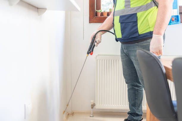 Best Emergency Pest Control  in Greenfield, MN